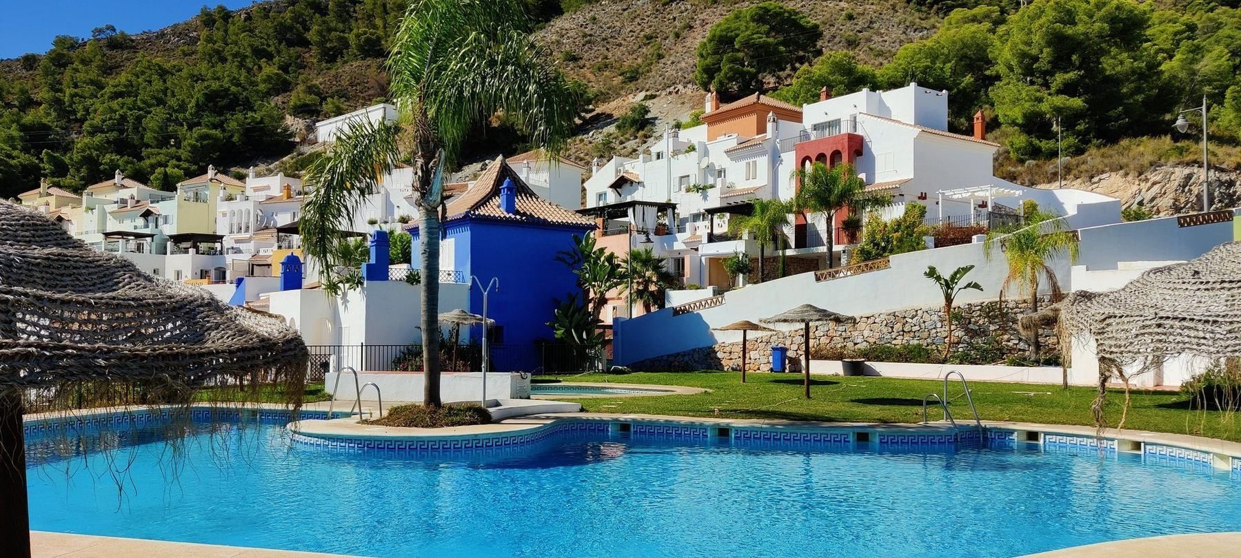 Piscina comunitaria de Los Altos de La Herradura